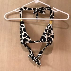 Vix - black and white pattern bikini top - medium